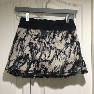 Lululemon Pace Setter Skirt-Granite Black Size 2